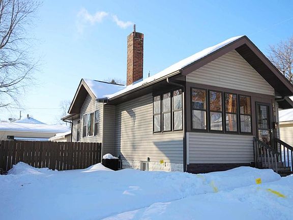 2nd image of 268 Wyoming St W