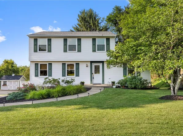 216 Scottsdale Dr, Coraopolis, PA 15108