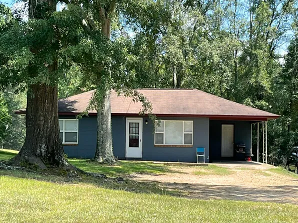 2002 E Railroad St, Wesson, MS 39191