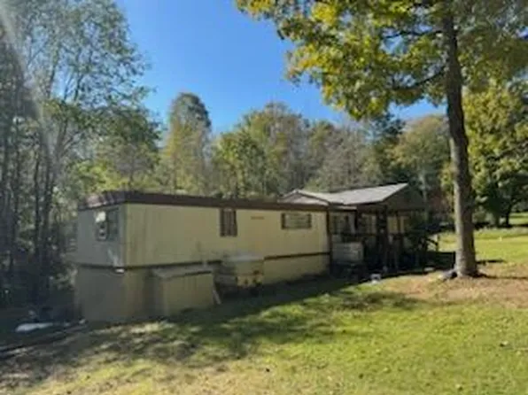 3402 W Moore Rd, Spencer, IN 47460