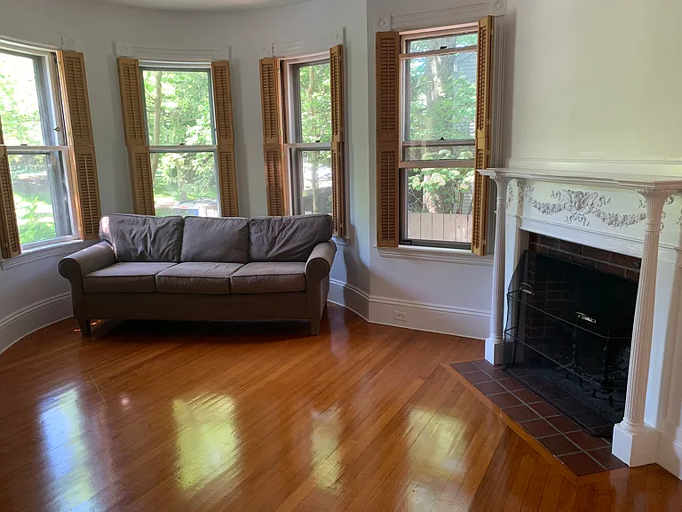 4 Gorham St #1 — Photo 9