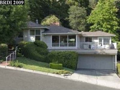 5460 La Salle Ave, Oakland, CA, 94611
