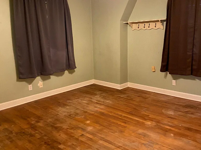 1212 S Irwin Ave — Photo 4