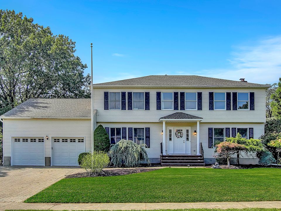 1st image of 6 Meester St