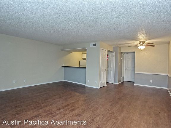 3rd image of 1308 McKie Dr APT 105