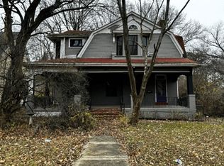 307 Lebanon Ave, Belleville, IL 62220