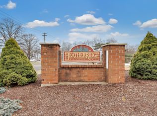 43 Heather Rdg #43, Shelton, CT 06484