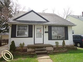 4th image of 2133 Michigan Blvd