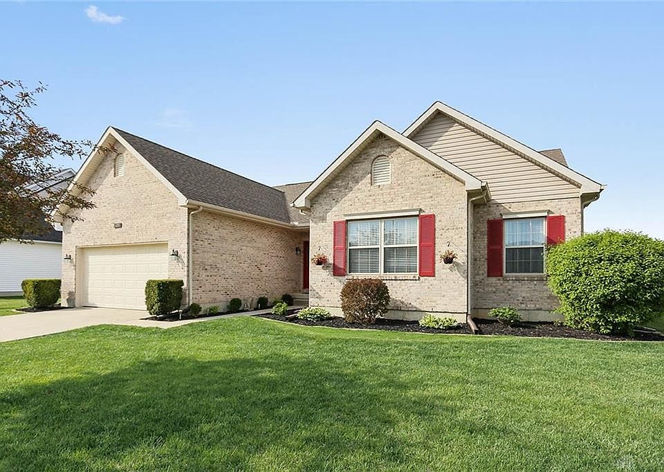 1st image of 135 Springhouse Dr