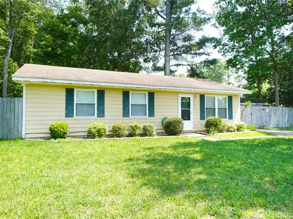 5652 Person St, Suffolk, VA 23435