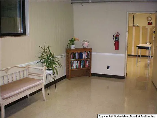 Sold by Calabrese Real Estate | media 22