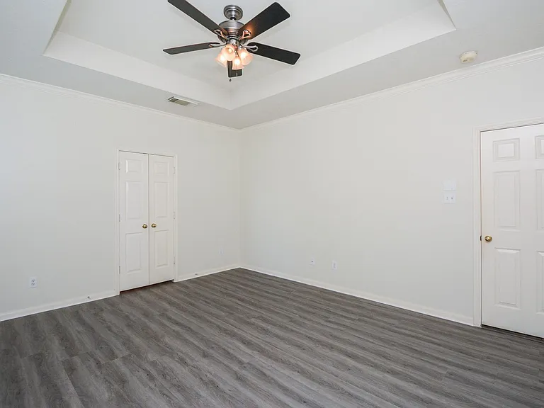 918 Tennyson Dr — Photo 23