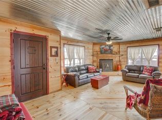 435 Country Ln, Haslet, TX 76052