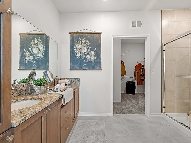 Walden Parc Apartments — Photo 27