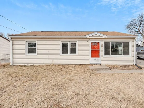 4202 Savage St, Council Bluffs, IA 51501
