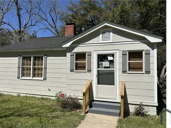 2312 Churchill Dr, Mobile, AL 36606