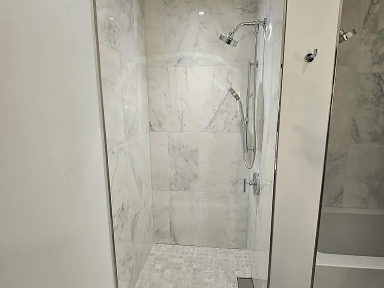 505 Glencairn Ave #202 — Photo 17