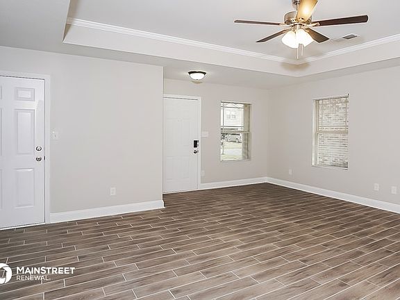 4th image of 130 Darrow Creek Dr
