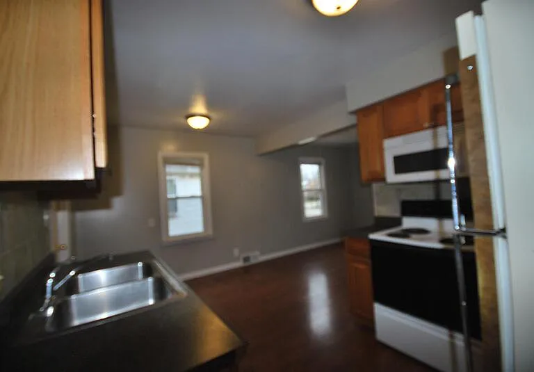 328 W Kalama Ave — Photo 13