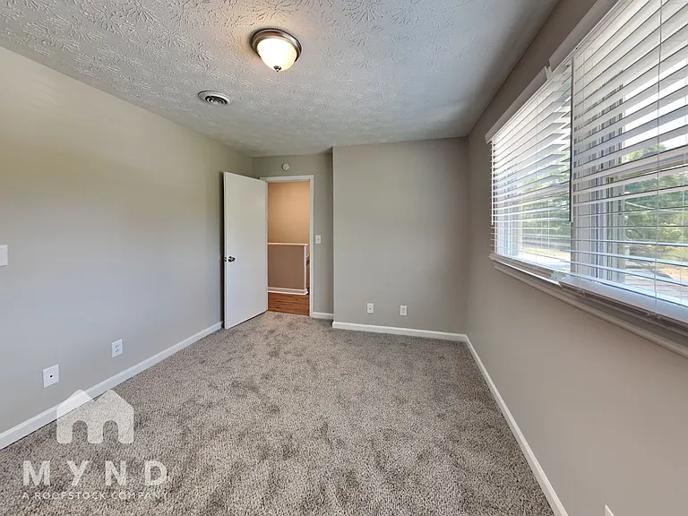 229 Baker St #C — Photo 14