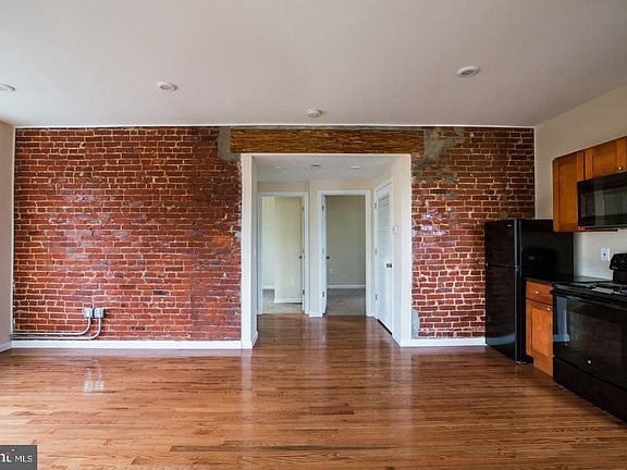 3rd image of 434 S 52nd St #36-3F