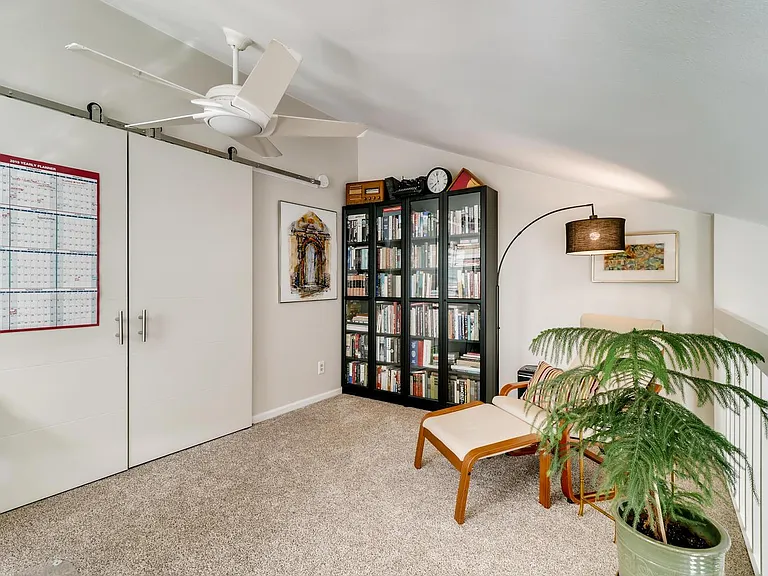 6866 Countryside Ln — Photo 19
