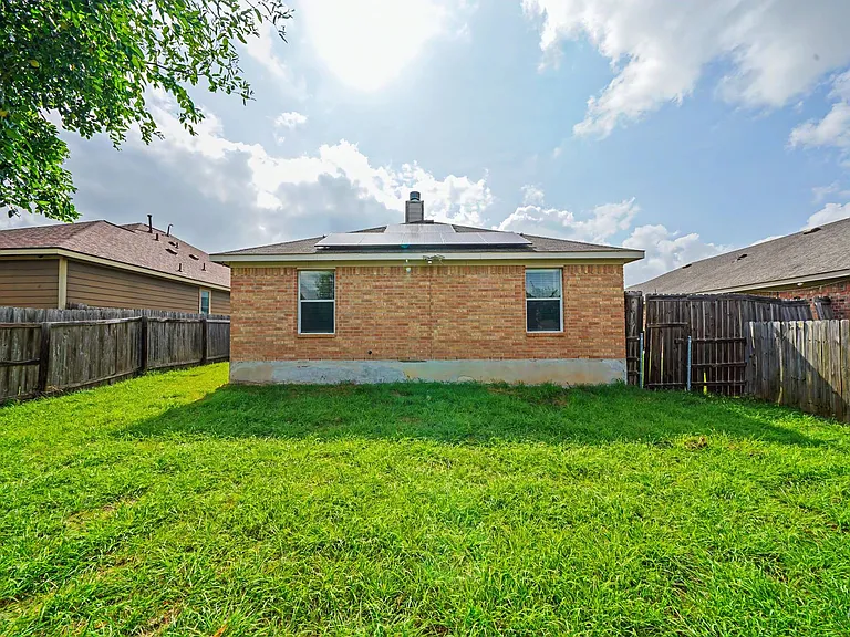 6527 Candleview Ct — Photo 32