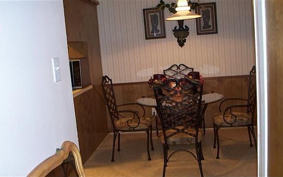 5th image of 3330 Tanglewood Dr