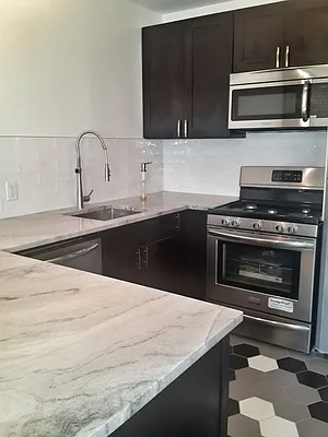 Rented by Gazal International Brokerage Group | media 10