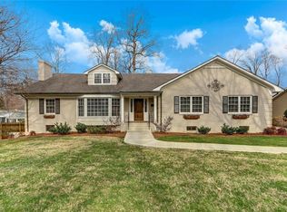 3814 Dogwood Dr, Greensboro, NC 27403