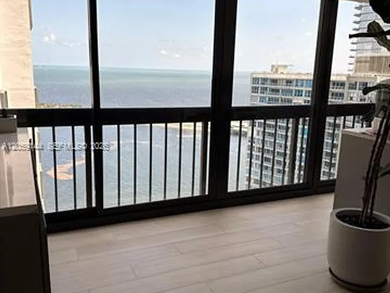 2333 Brickell Ave #CU-2512 — Photo 22