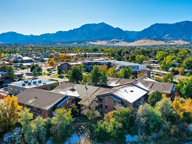 Coronado | Boulder, Co Apartments