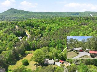 238 Currahee Cir, Toccoa, GA 30577