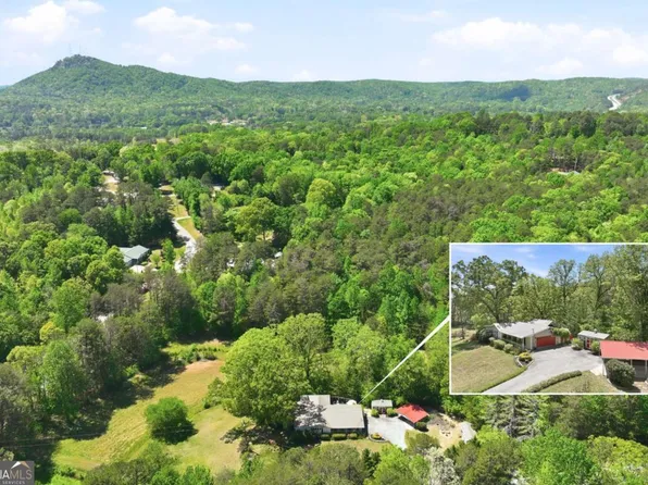 238 Currahee Cir, Toccoa, GA 30577
