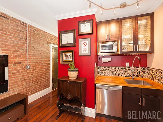 Sold by Bellmarc Realty | media 15