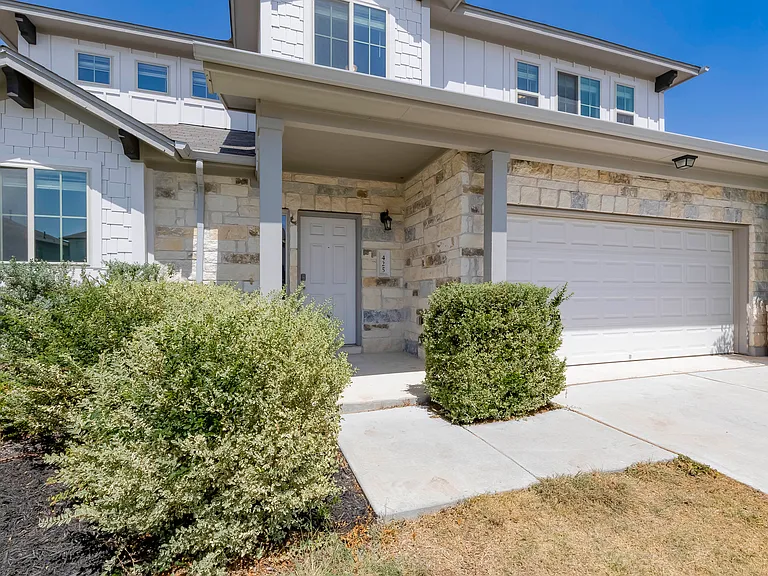 425 Arrowhead Vine St — Photo 4