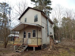 1 Grove St, Godeffroy, NY 12729