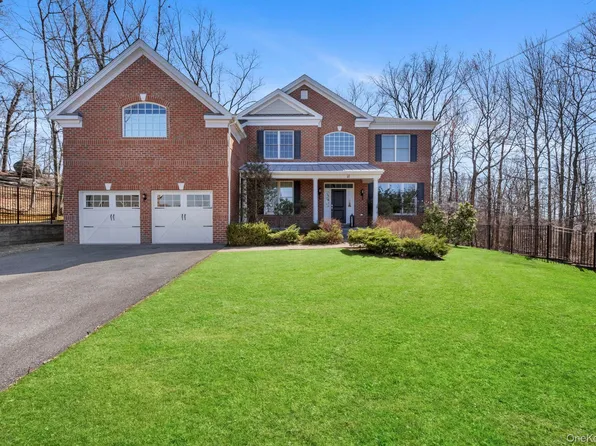 11 Fraydun Lane, Scarsdale, NY 10583