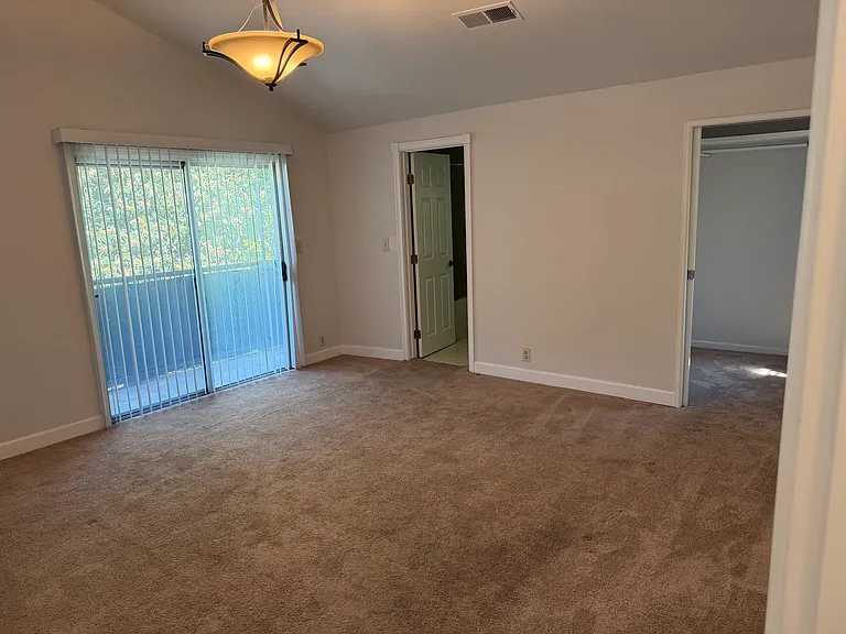 9150 Crow Canyon Rd — Photo 8