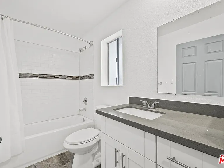 1556 W 227th St #1 — Photo 13