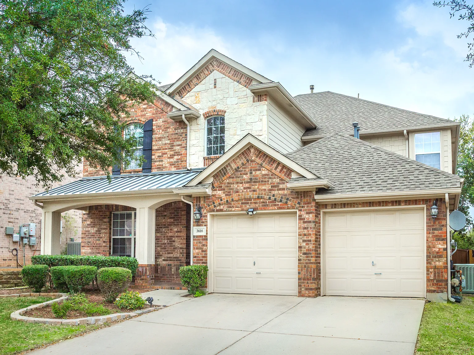 4 bed, 2971 sqft, $3,700 — Photo 1