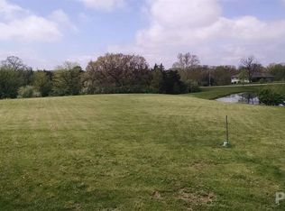 219 Lake Pointe Dr, Goodfield, IL