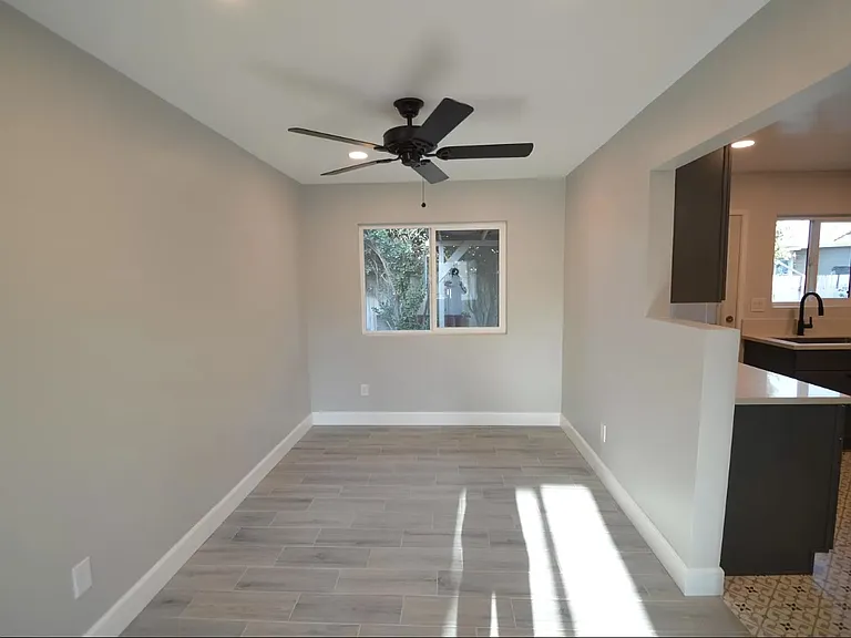 5358 Howard St #5366-A — Photo 4