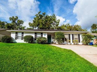 2014 Avenue S, Huntsville, TX 77340