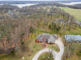 2699 Taylor St, Grove, OK 74344