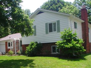 7831 Asbury Hills Dr, Cincinnati, OH 45255