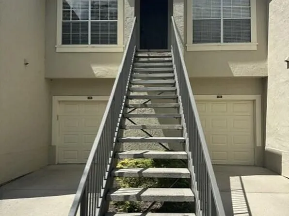 13700 Richmond Park Dr N APT 906, Jacksonville, FL 32224