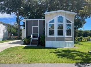 1204 Cedar Point Blvd #51, Swansboro, NC 28584
