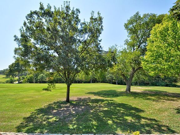 3rd image of 2507 Birkdale Ln