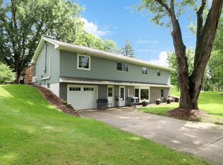 15806 Old Lake Rd, Paynesville, MN 56362